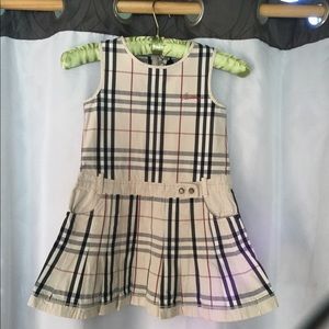Little girl's 👯 dress 👗